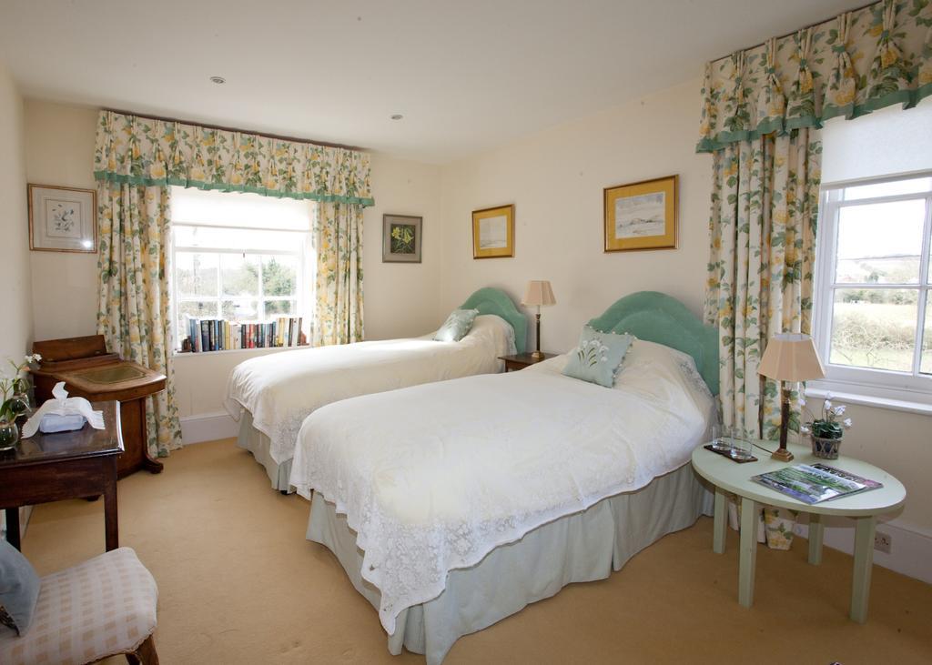 Brunton Farmhouse Hotel Collingbourne Kingston Luaran gambar